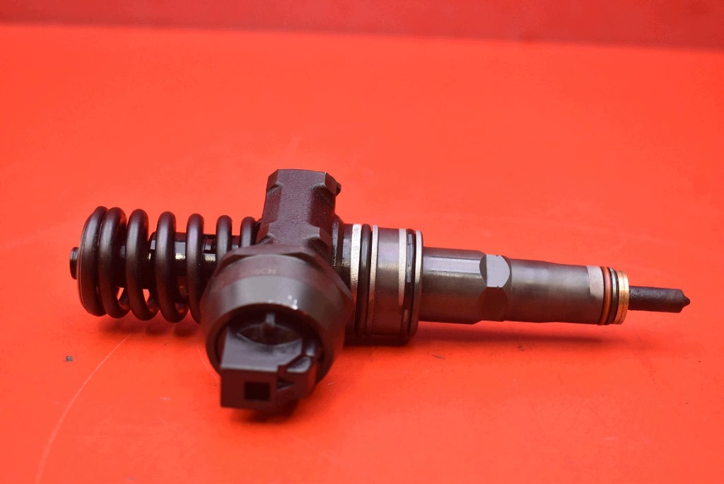 einspritzdüse einspritzdüse 038130073AG 0414720215 VW JETTA 5 V 1.9 TDI 105 KM 05-11