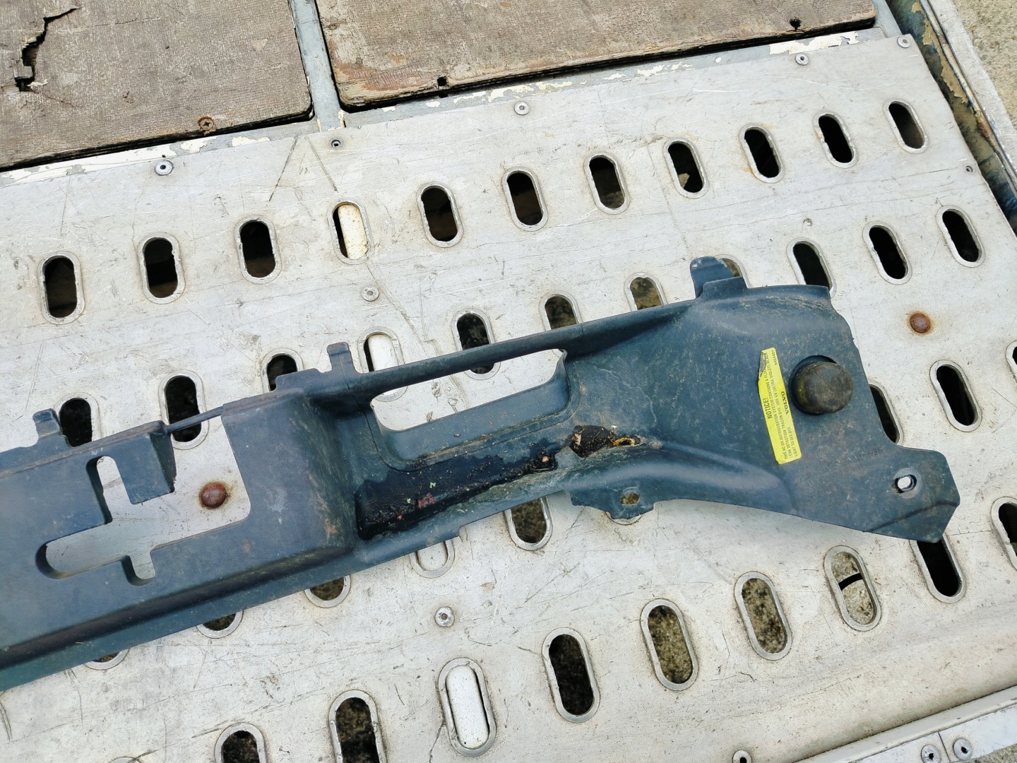 kryt stěny předního VOLVO V50 S40 II 30674608
