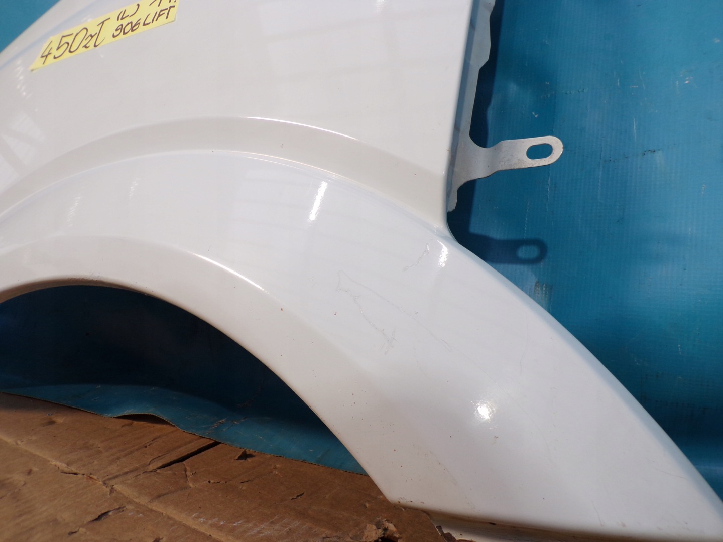 SPRINTER 906 06- fender front left BIALY without rdzy