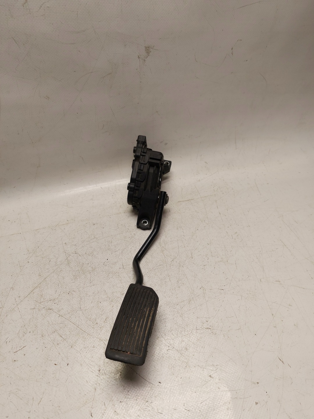potentiometer accelerator pedal Nissan PRIMERA P12