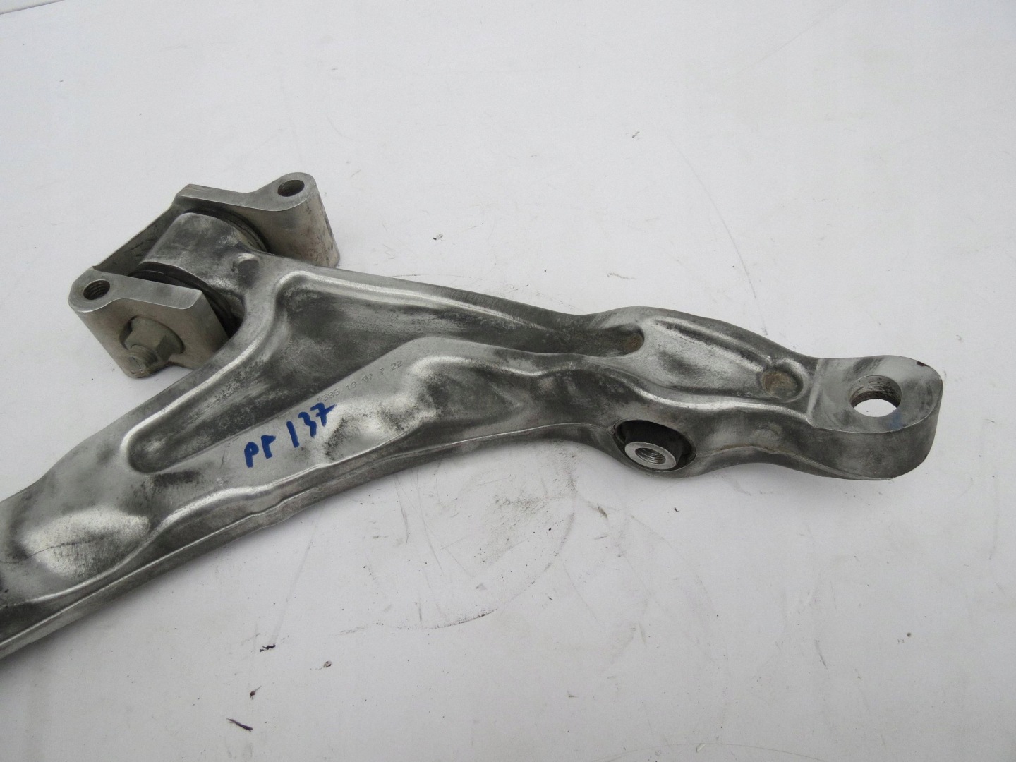 arm right front VOLVO V90 T8 HYBRYDA 31360832
