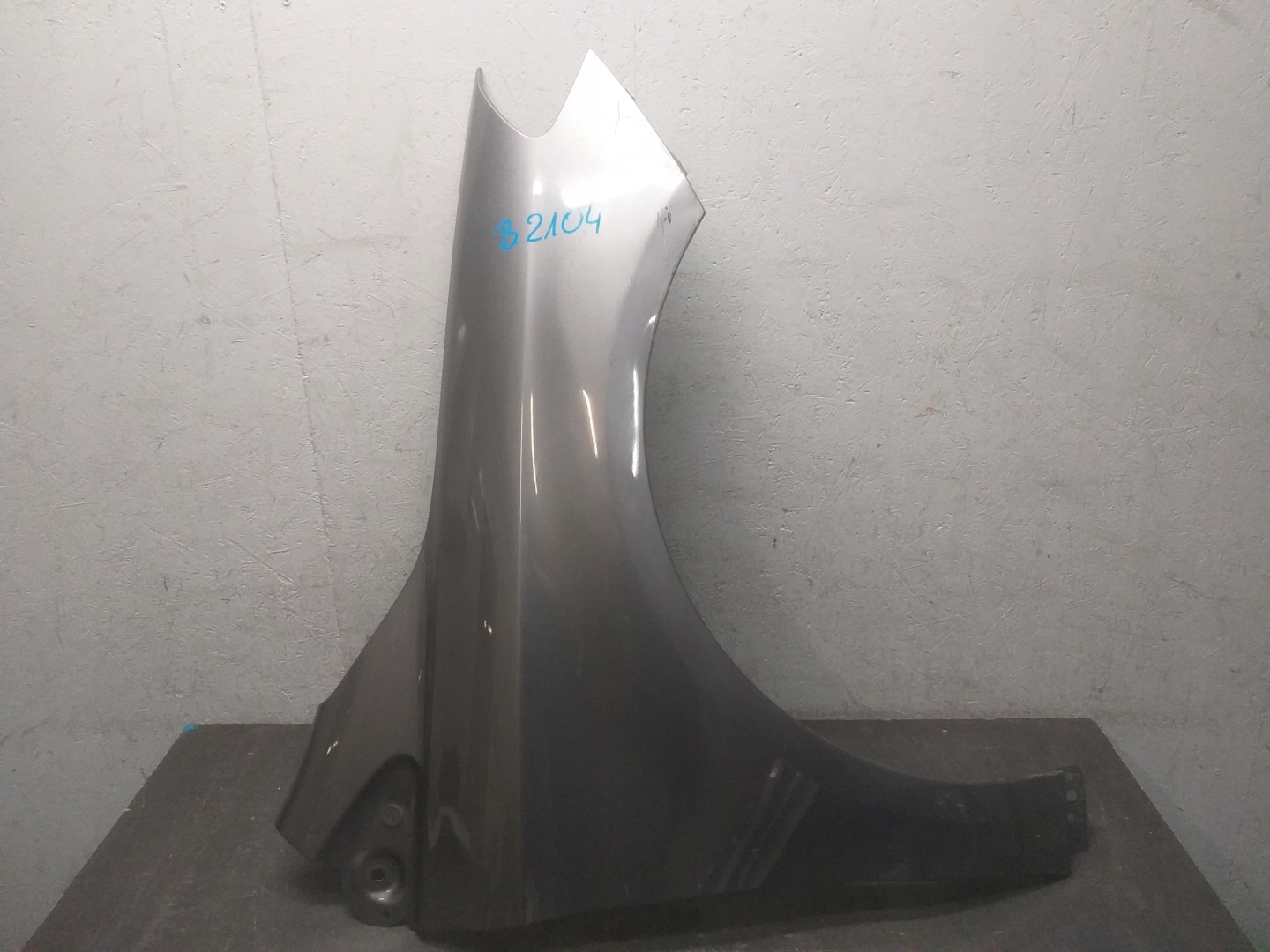 fender front right MERCEDES B KLASA W246