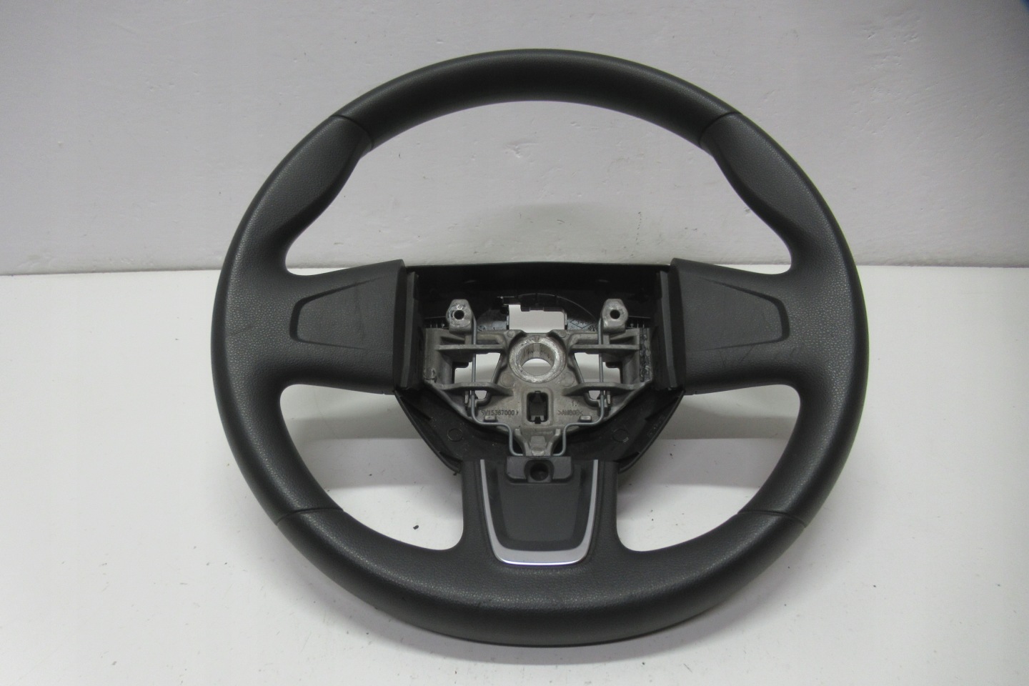 MASTER III MOVANO 19R lenkrad SV15367000 IDEALNA