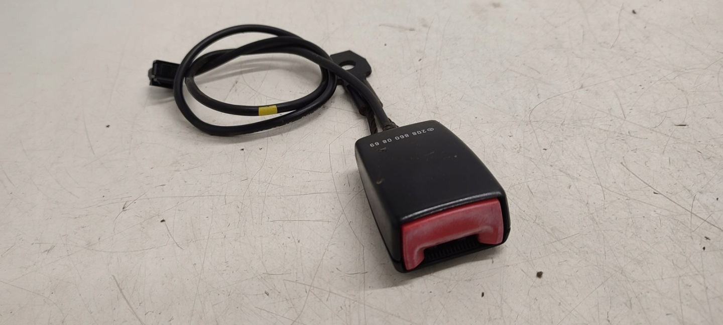 Zapinka supports left front Mercedes W208 2,0 compressor;