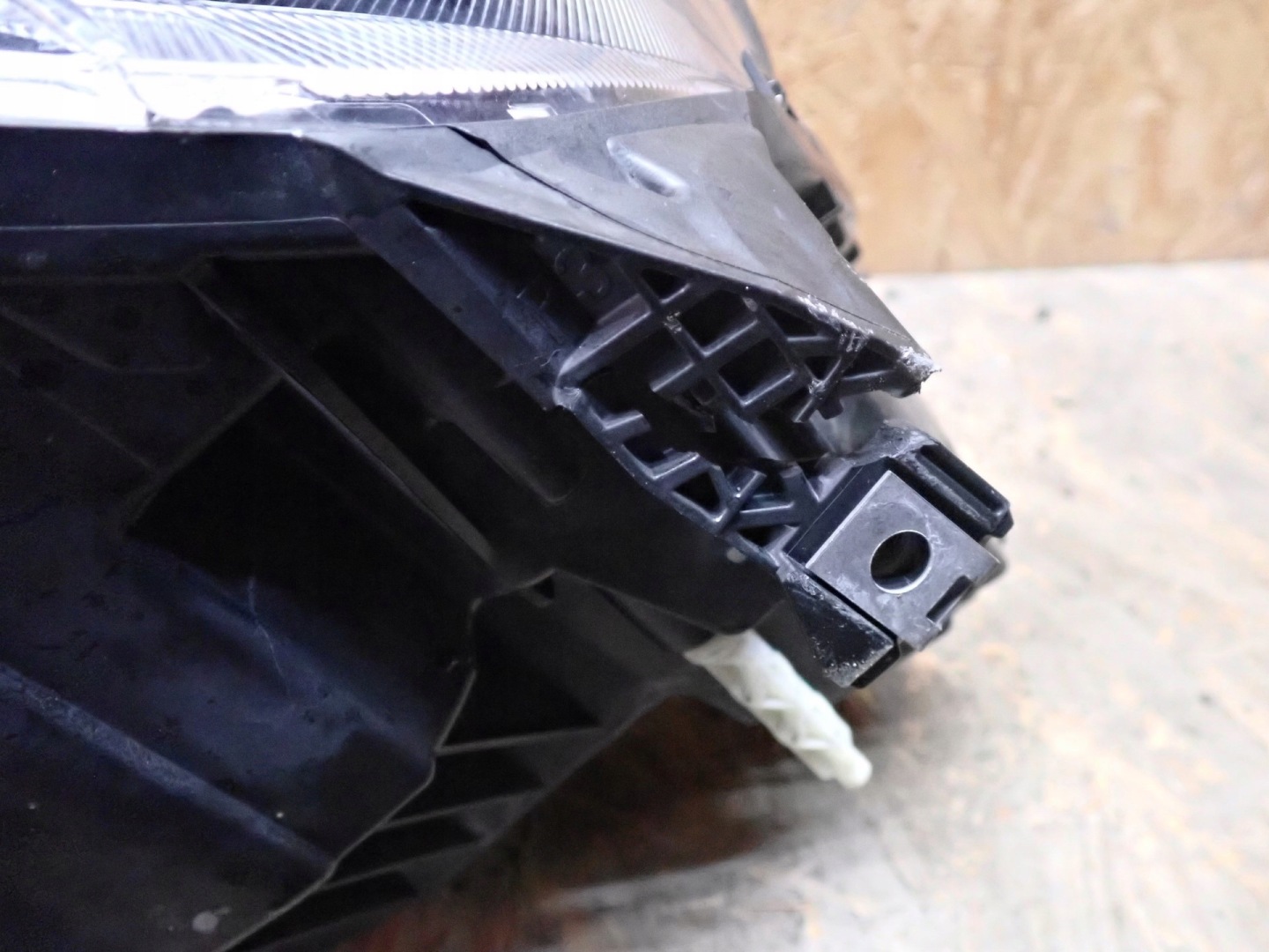 light left REFLEKTOR left LED DACIA DUSTER 2 II HM LIFT 21-24R 260602515R