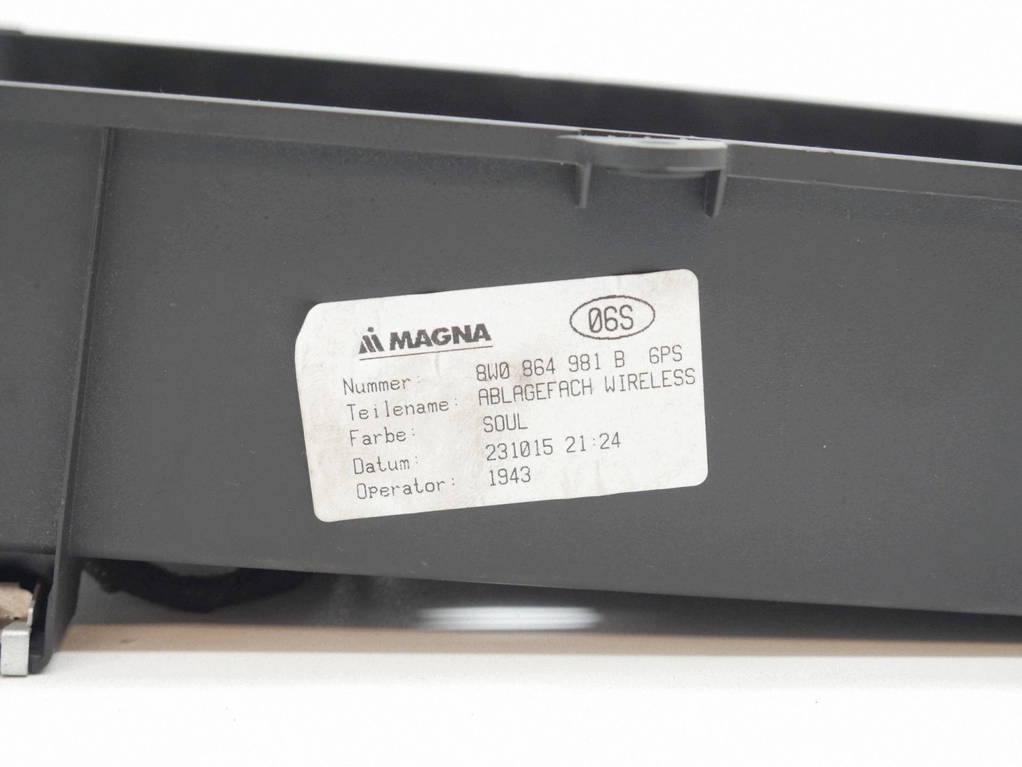 plato LADOWARKA TELEFONU 8W0864981B AUDI A4 S4