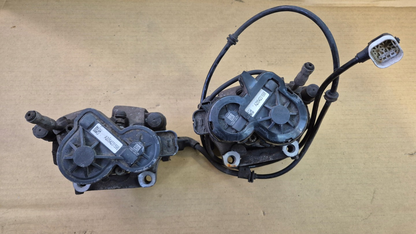 caliper brake rear left electrical A2054231598 MERCEDES W205