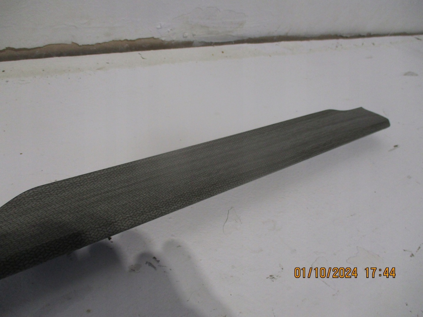 Moulage Console CITROEN C5 X 98370609