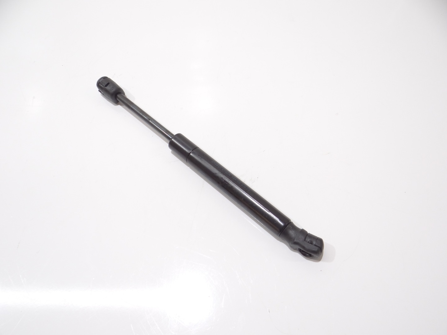 Dämpfer des Bodens Kofferraum BMW E61 7148826