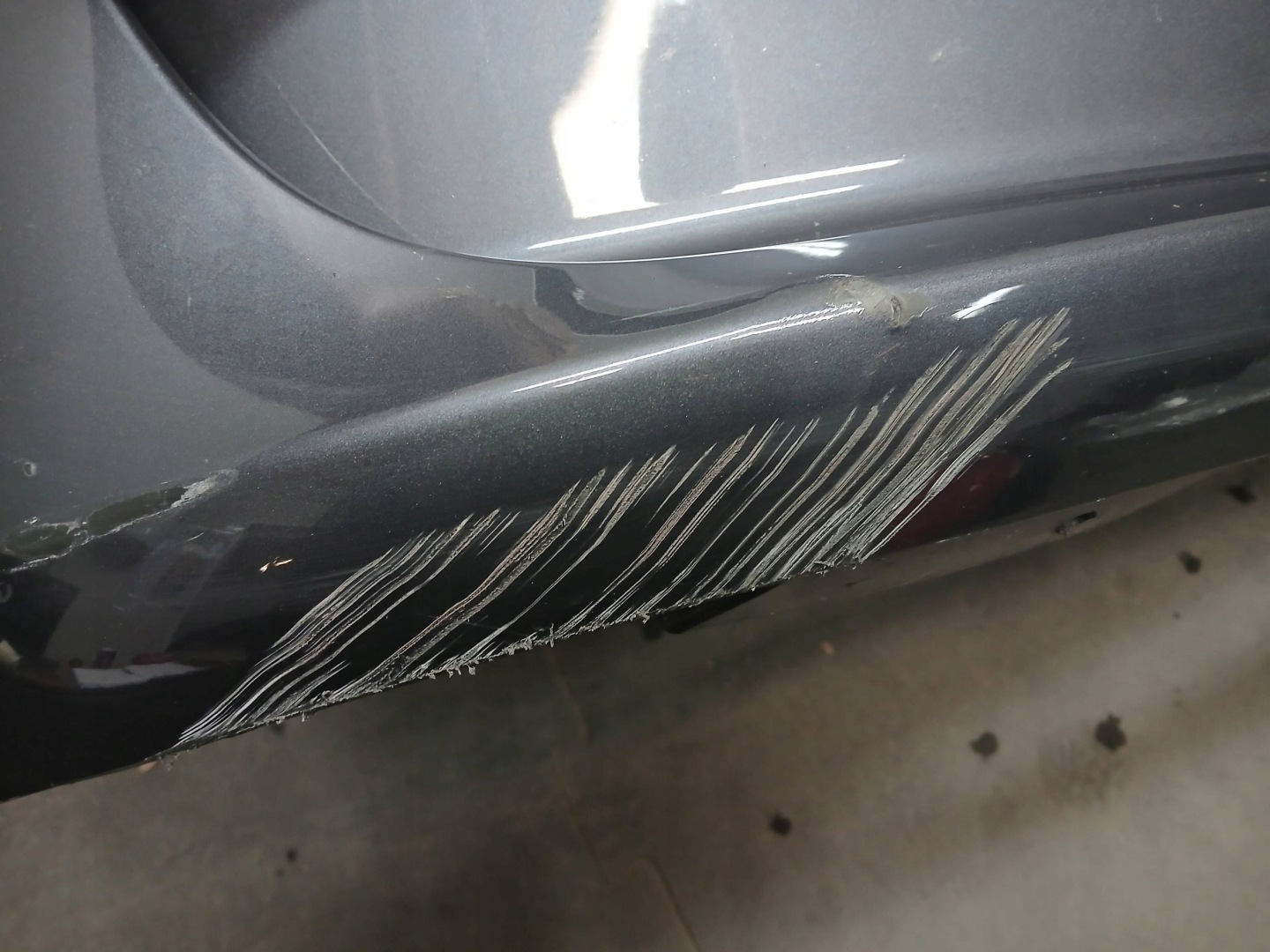bumper front TESLA III 3