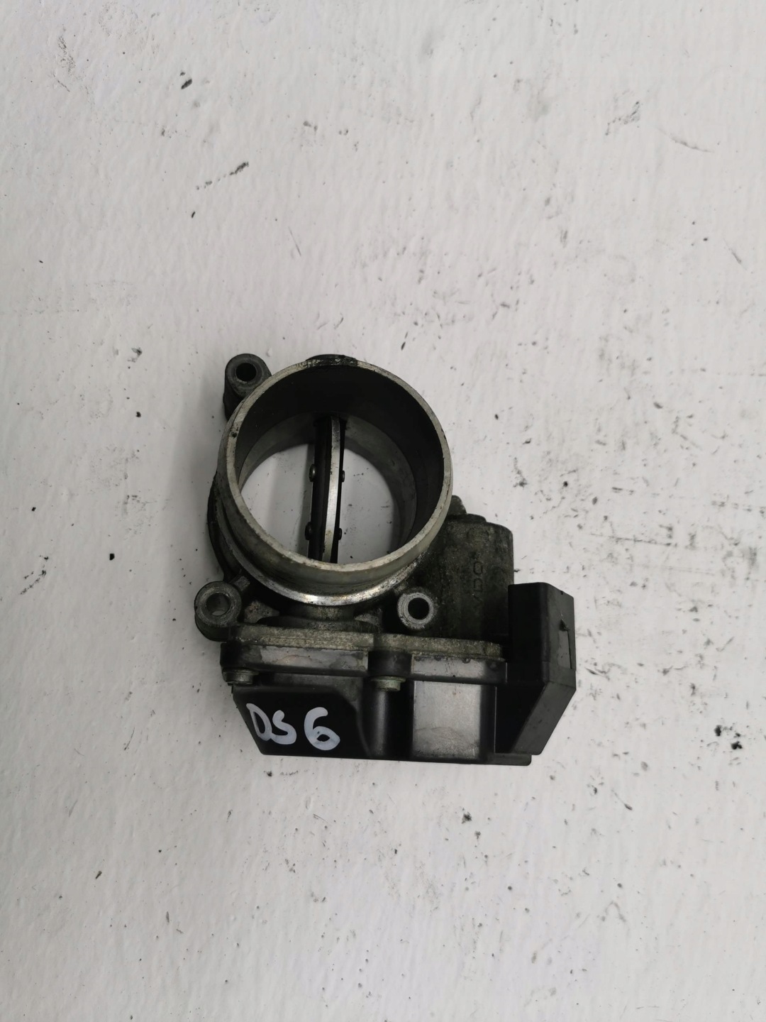 throttle flap VW CRAFTER 2.5 TDI 06-11 076128063A
