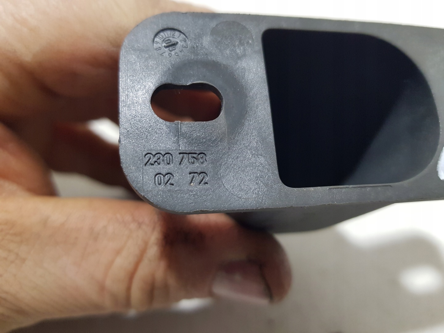 cover blocking right rear part MERCEDES SL R230 2307580272