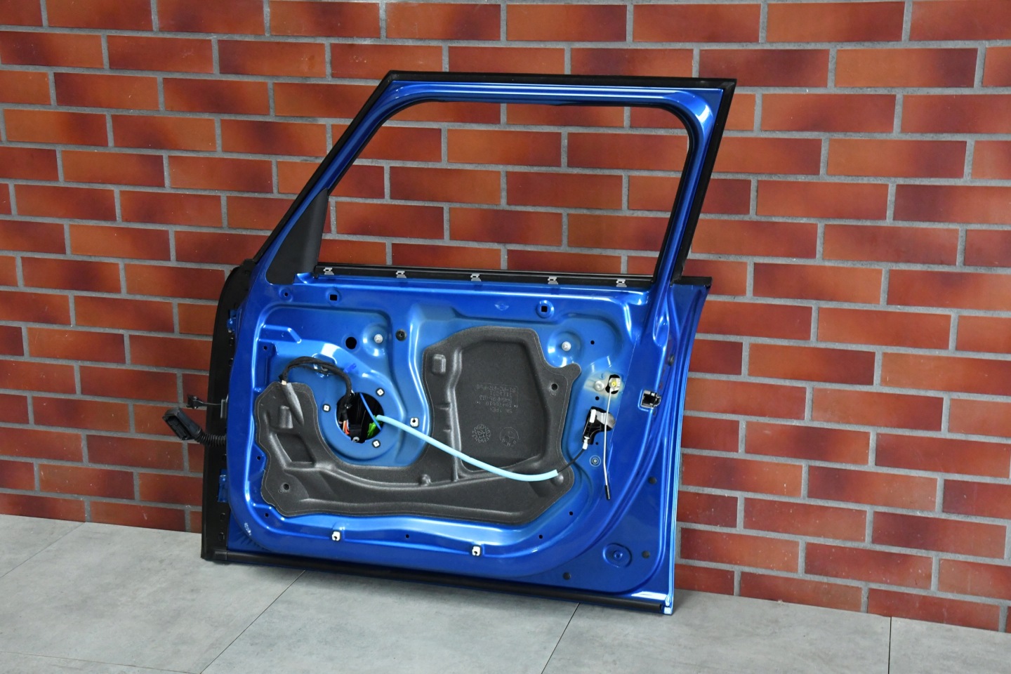 door right front front MINI COOPER F65 C6L ICY SUNSHINE BLUE
