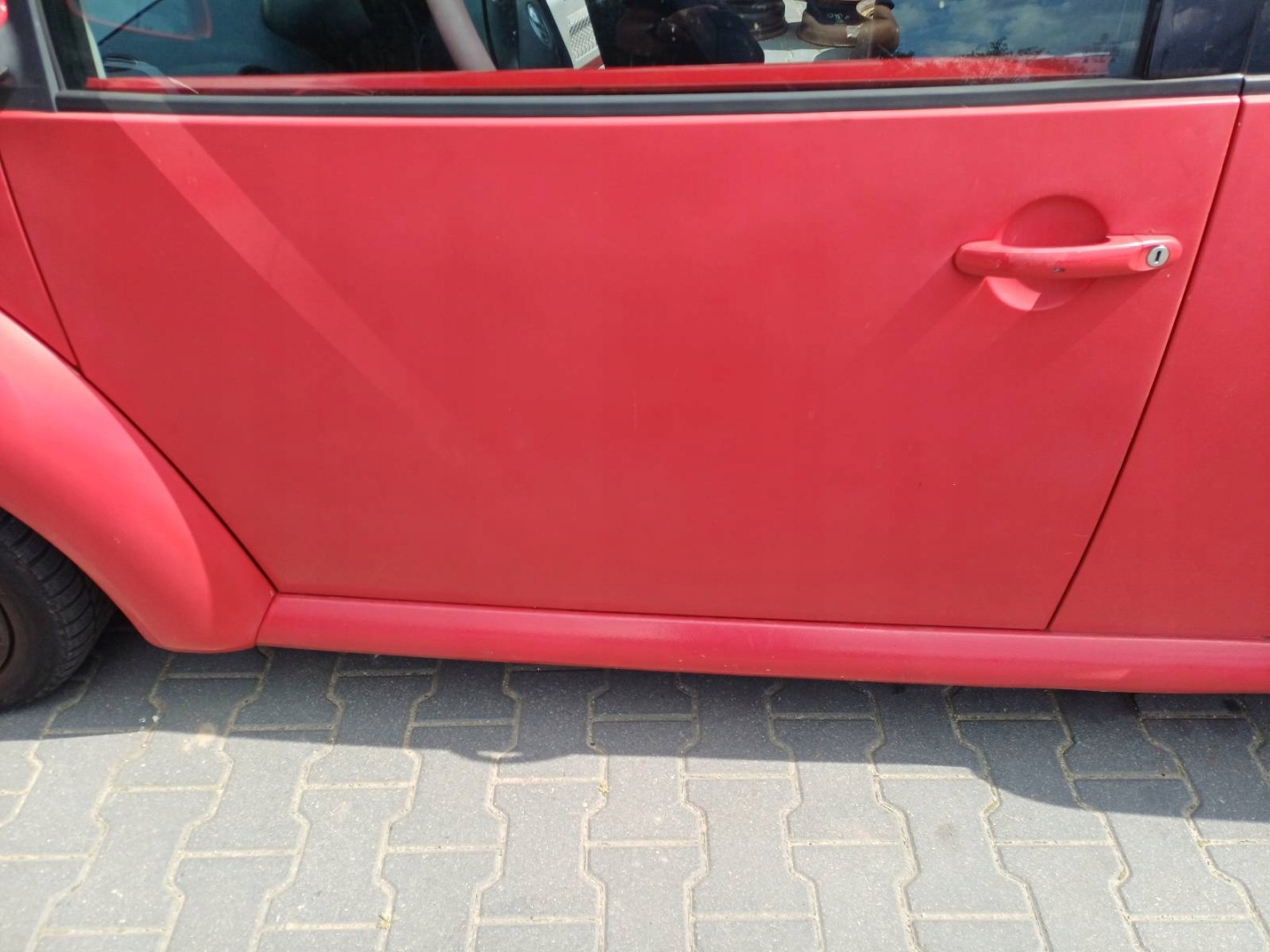 door unprotected left front VOLKSWAGEN NEW BEETLE and LG3L