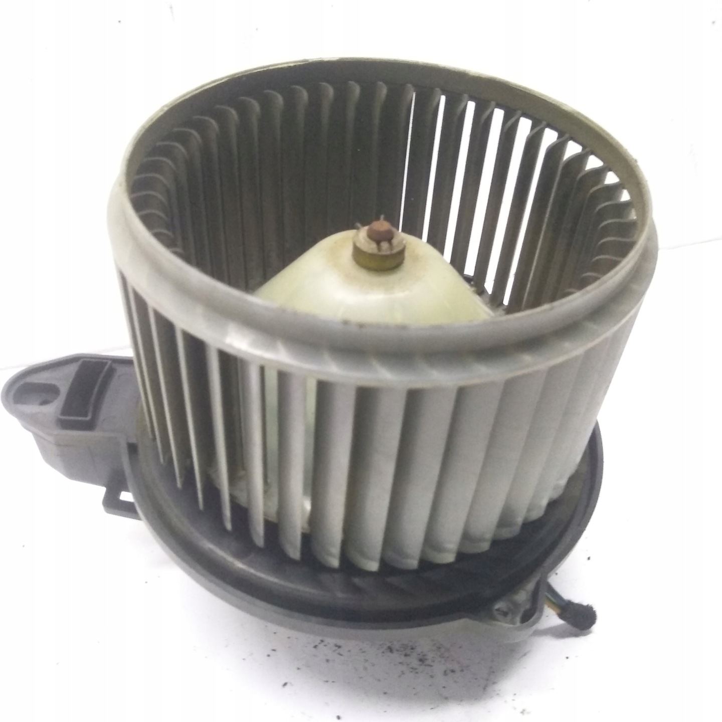 Bosch 0 130111 202 AS ventilátor topení AUDI A6