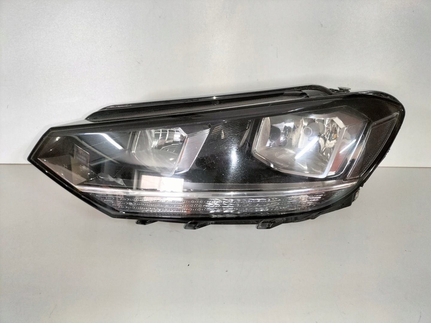 light front reflektor left VW TOURAN III 15