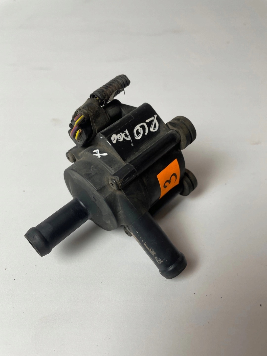 water pump Ford 1.0 Ecoboost Fiesta MK7 B-Max