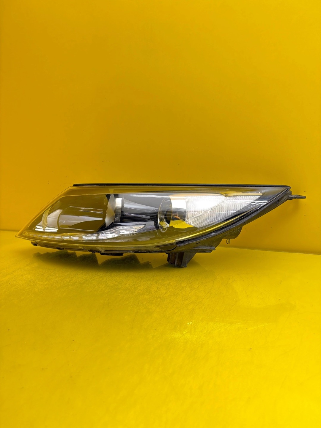 light left Kia Sportage 3 III 2010-2015 normal + Led 92101-3U250