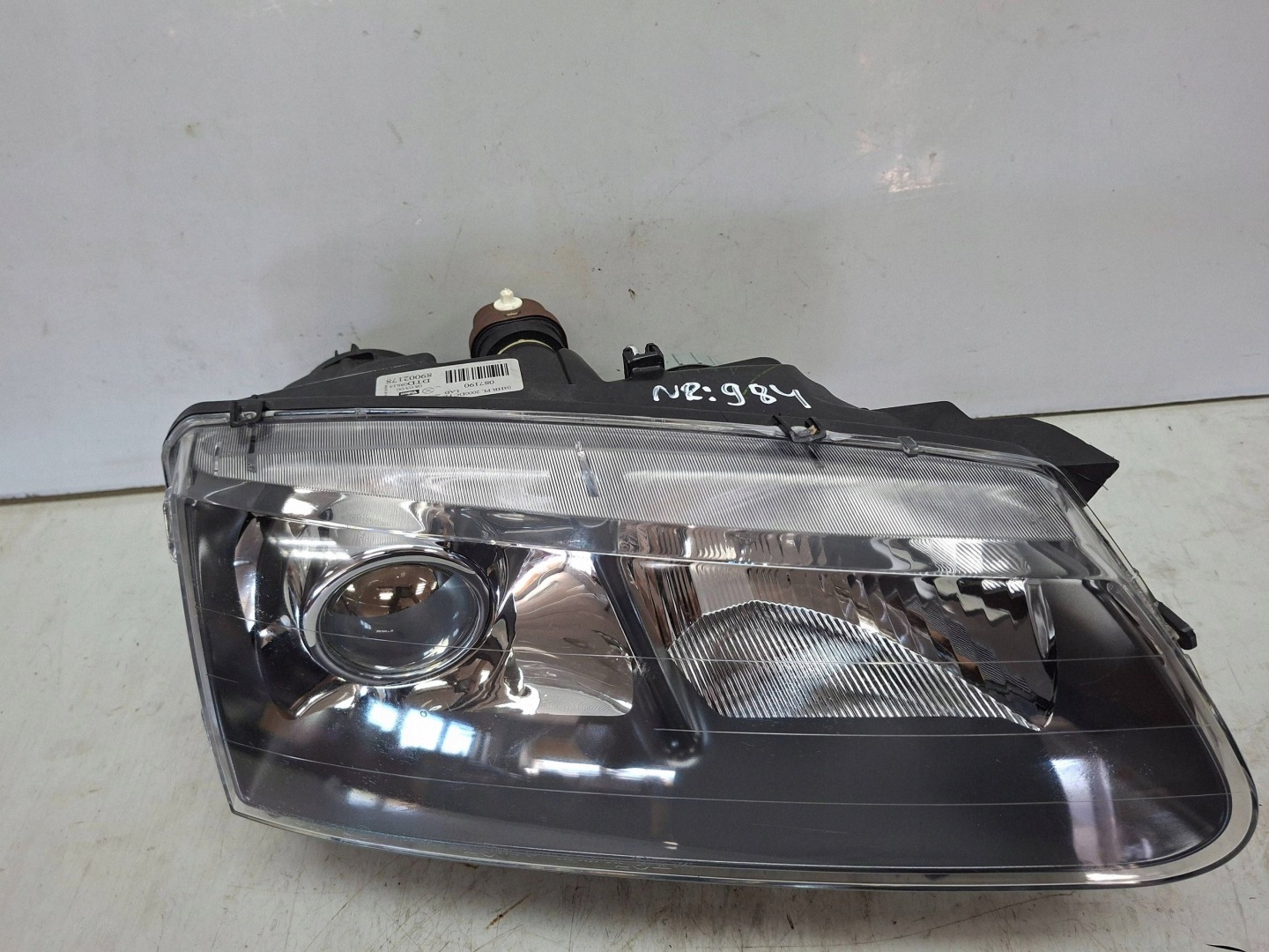 light front right XENON 89002178 RENAULT SAFRANE and