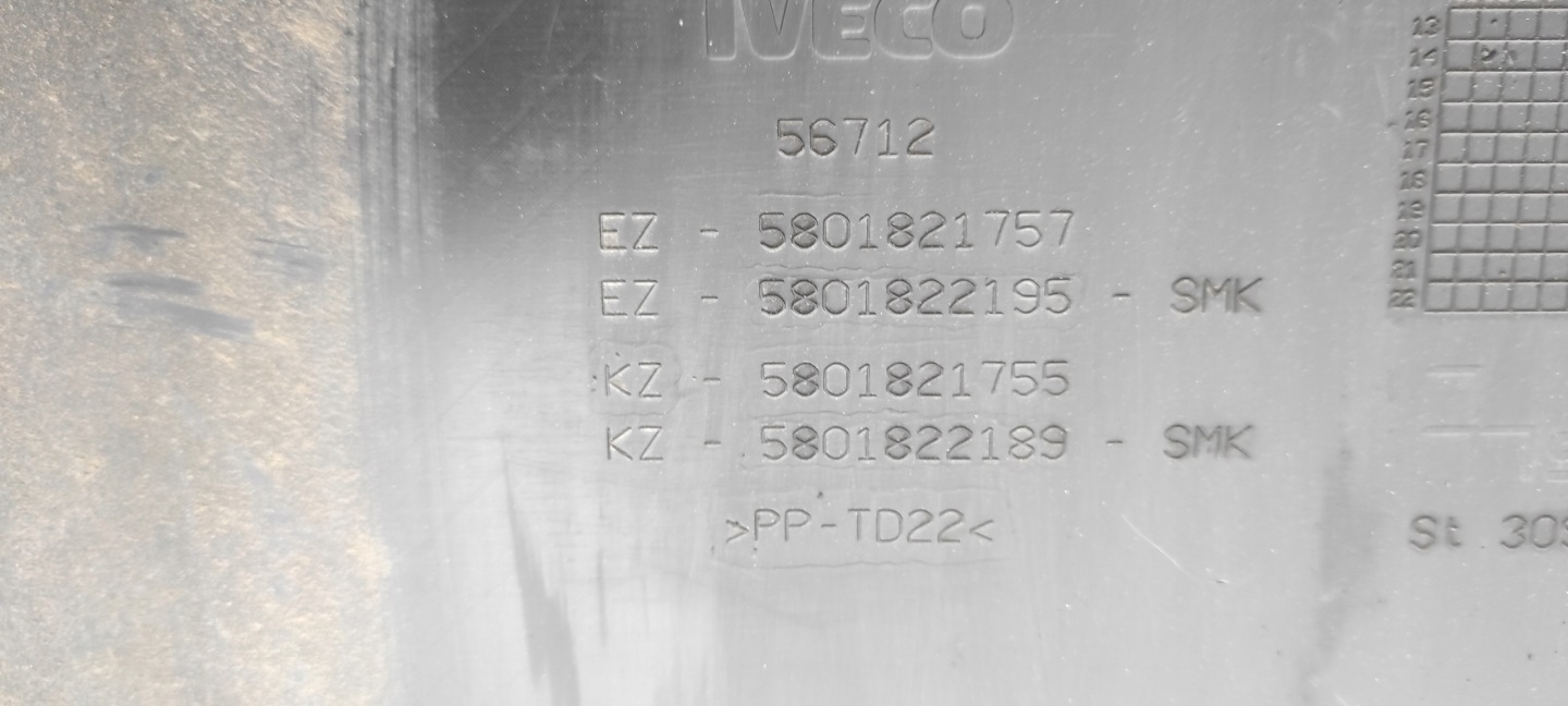 moulding side right IVECO DAILY 14- 5801821757