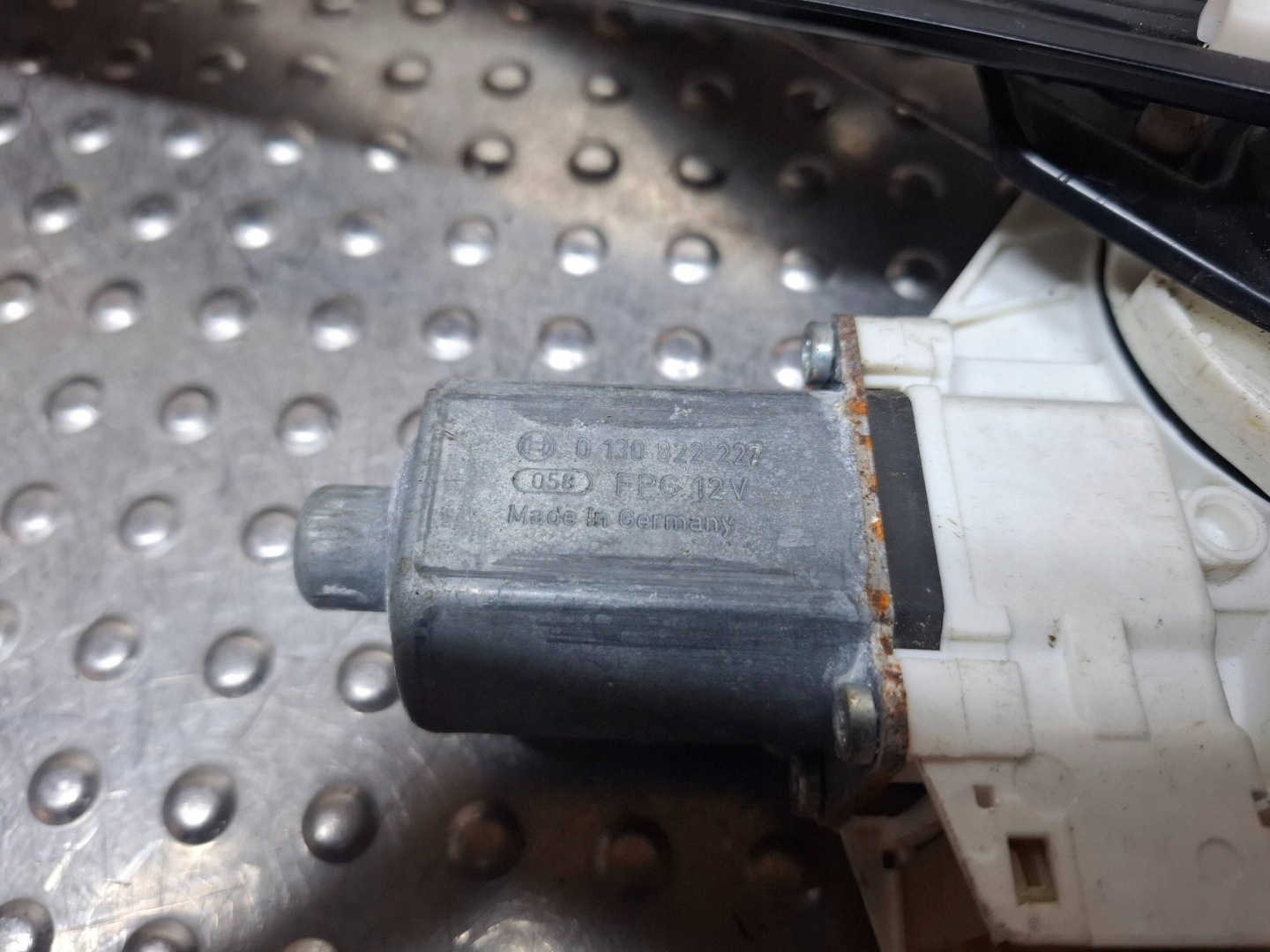 window regulator front right 2990294 BMW X1 E84