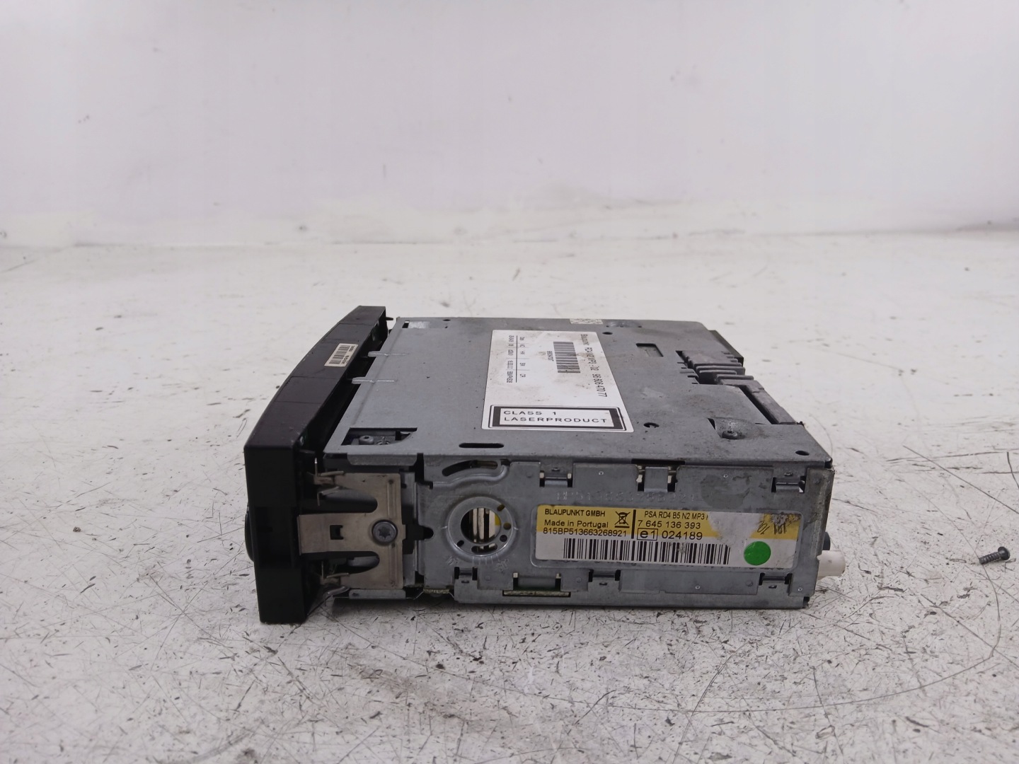 CITROEN C4 et RADIO Fabrique CD 9660647077