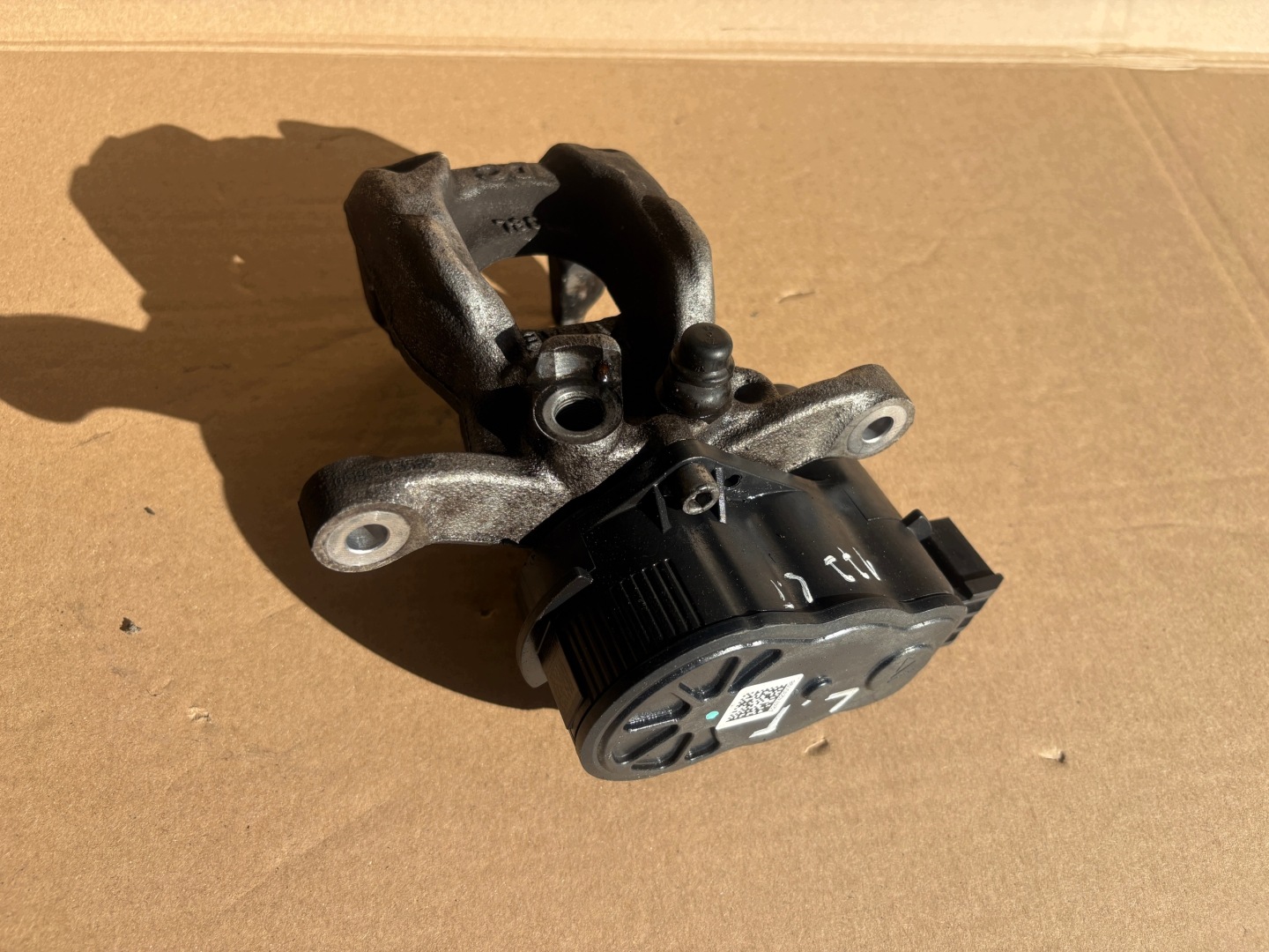 MERCEDES A class W177 caliper brake left rear part A2474230198