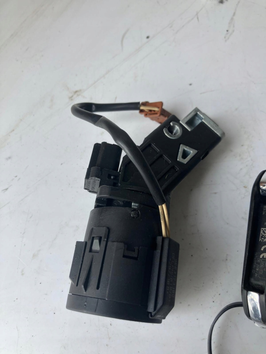 Allumage Insert de la serrure 2 KLUCZYKI PEUGEOT 308 T9