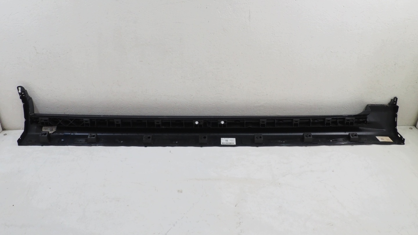 Volvo XC90 II moulding threshold left 31672370