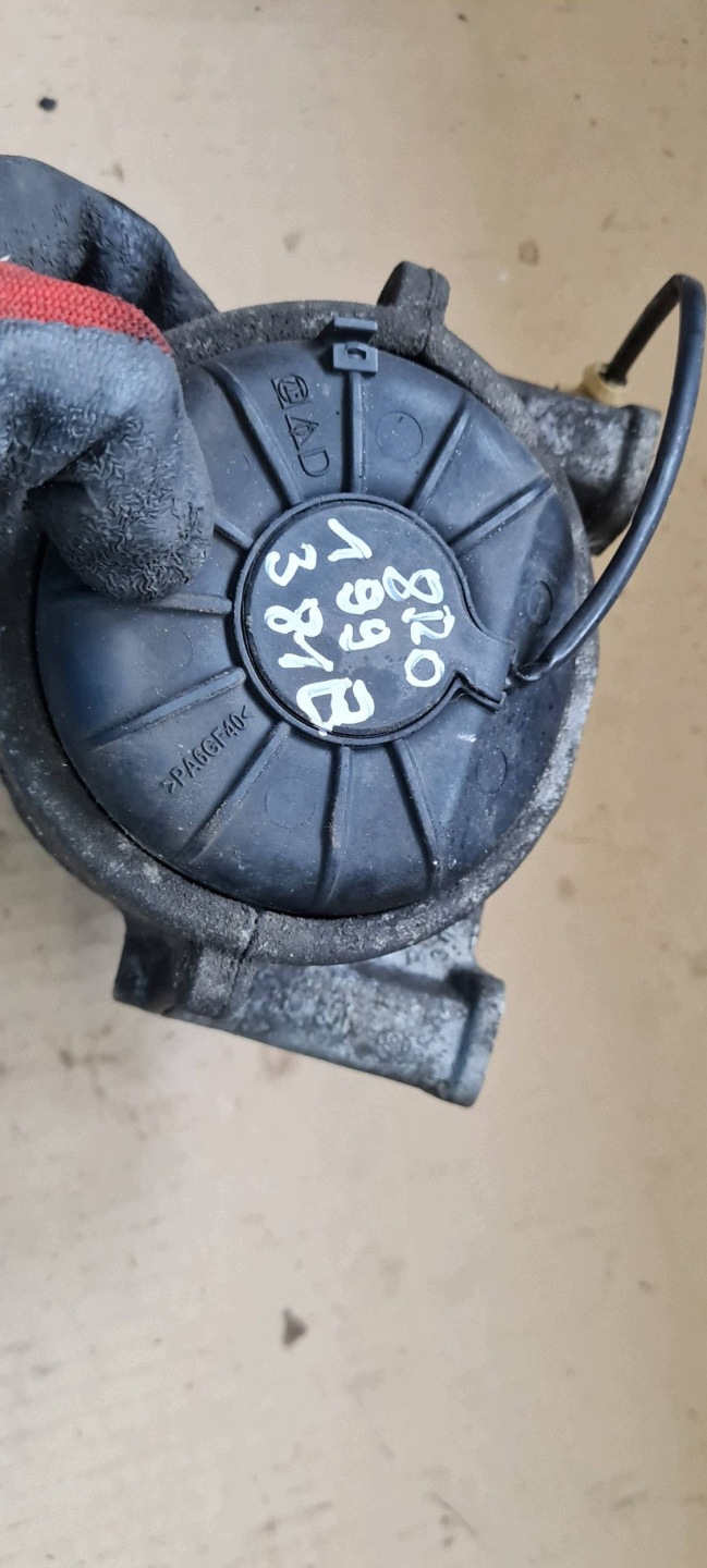 A5 8T LIFT engine mount sensor left 2.0 TDI 8R0199381B A4 B8 Q5 8R