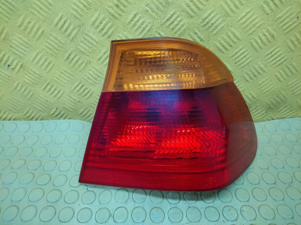 BMW E46 sedan light right rear part 8364922