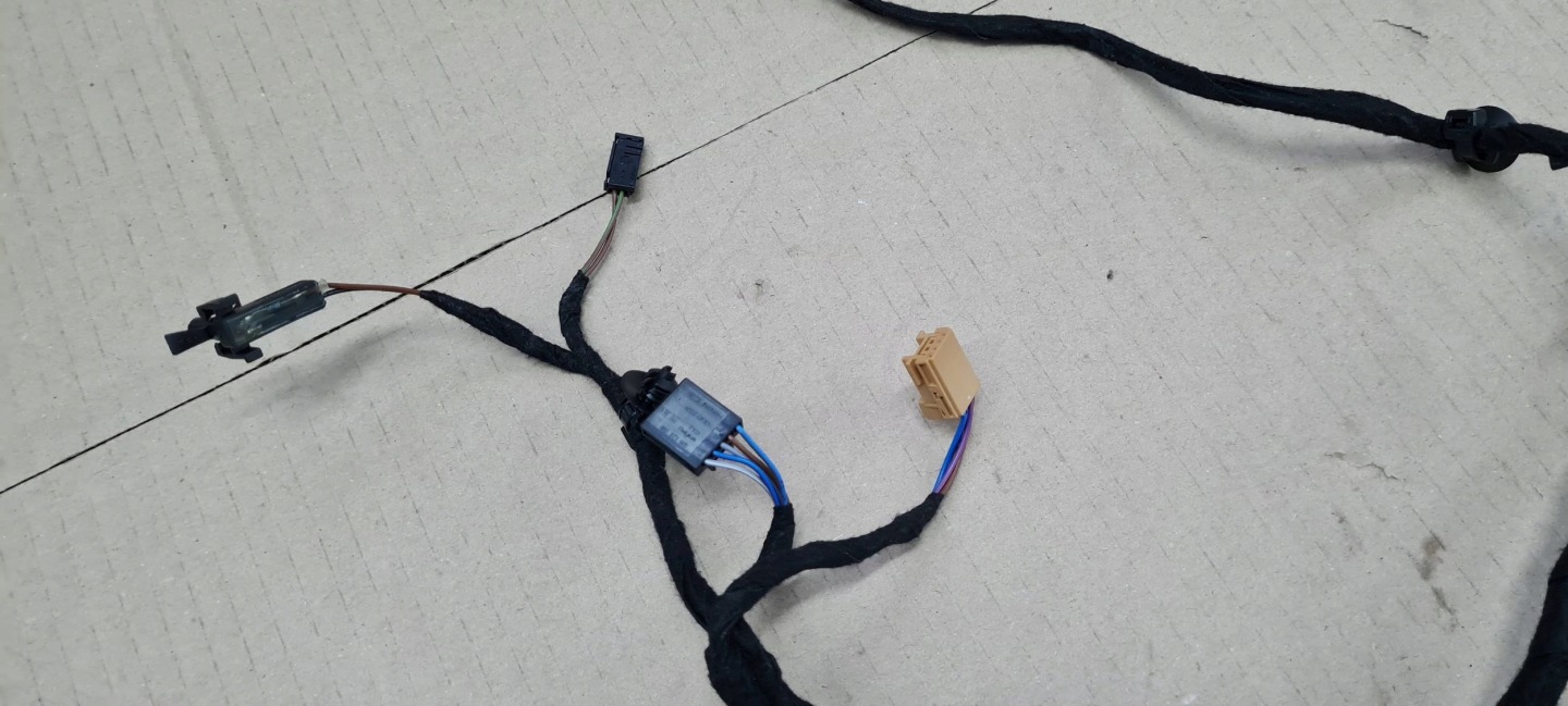 SQ8 4M RSQ8 Q8 bundle wiring BOCZKA door left front 4M8971035CD
