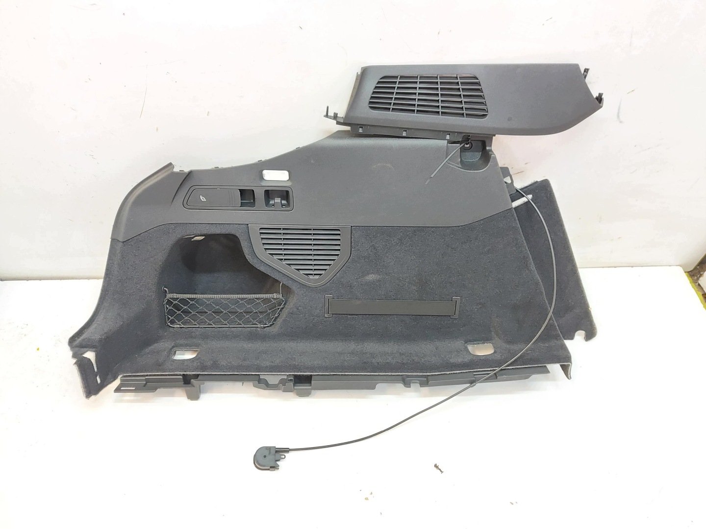 AUDI A5 8B3 B10 AVANT boot upholstery rear part left 8B9863879A