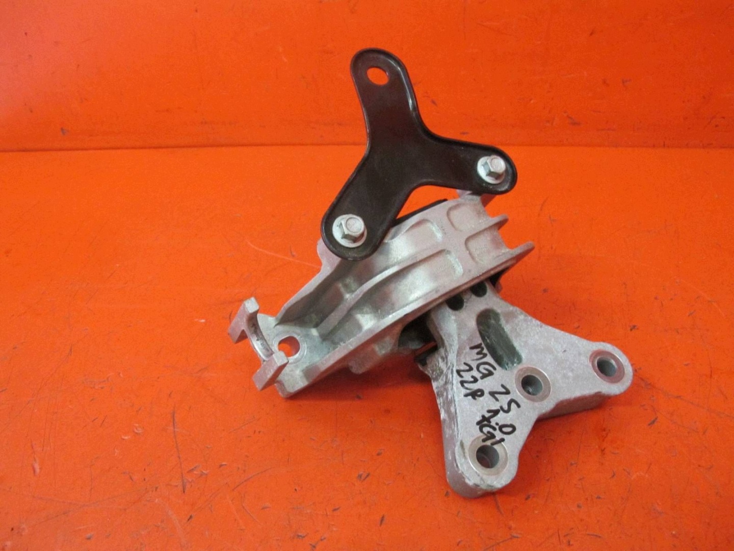 MG ZS 1 e AZS1 2017- 1.0 TGI 10E4E G10DT supporto airbag staffa Motore