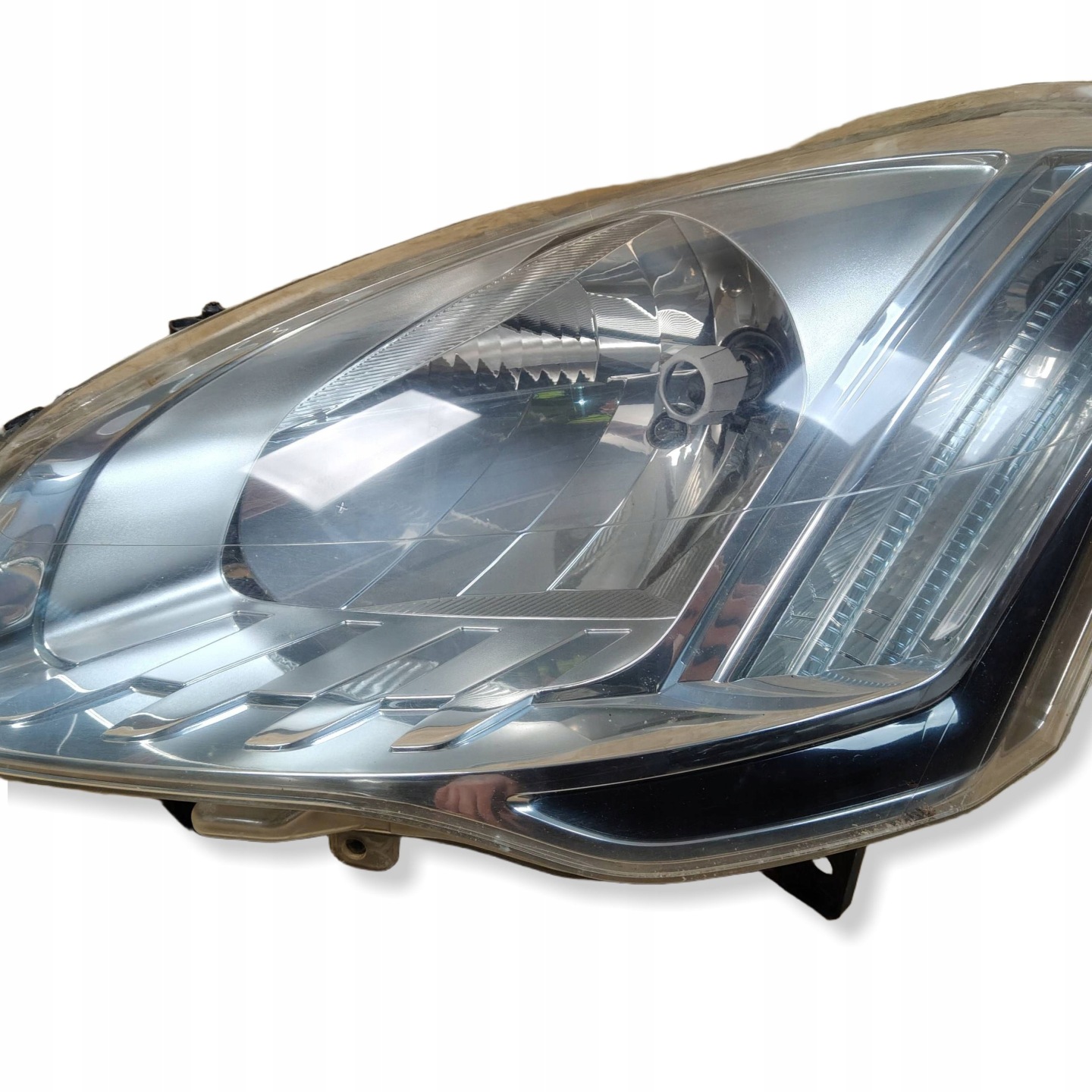 Reflektor front side left Citroen Berlingo III 9677202080