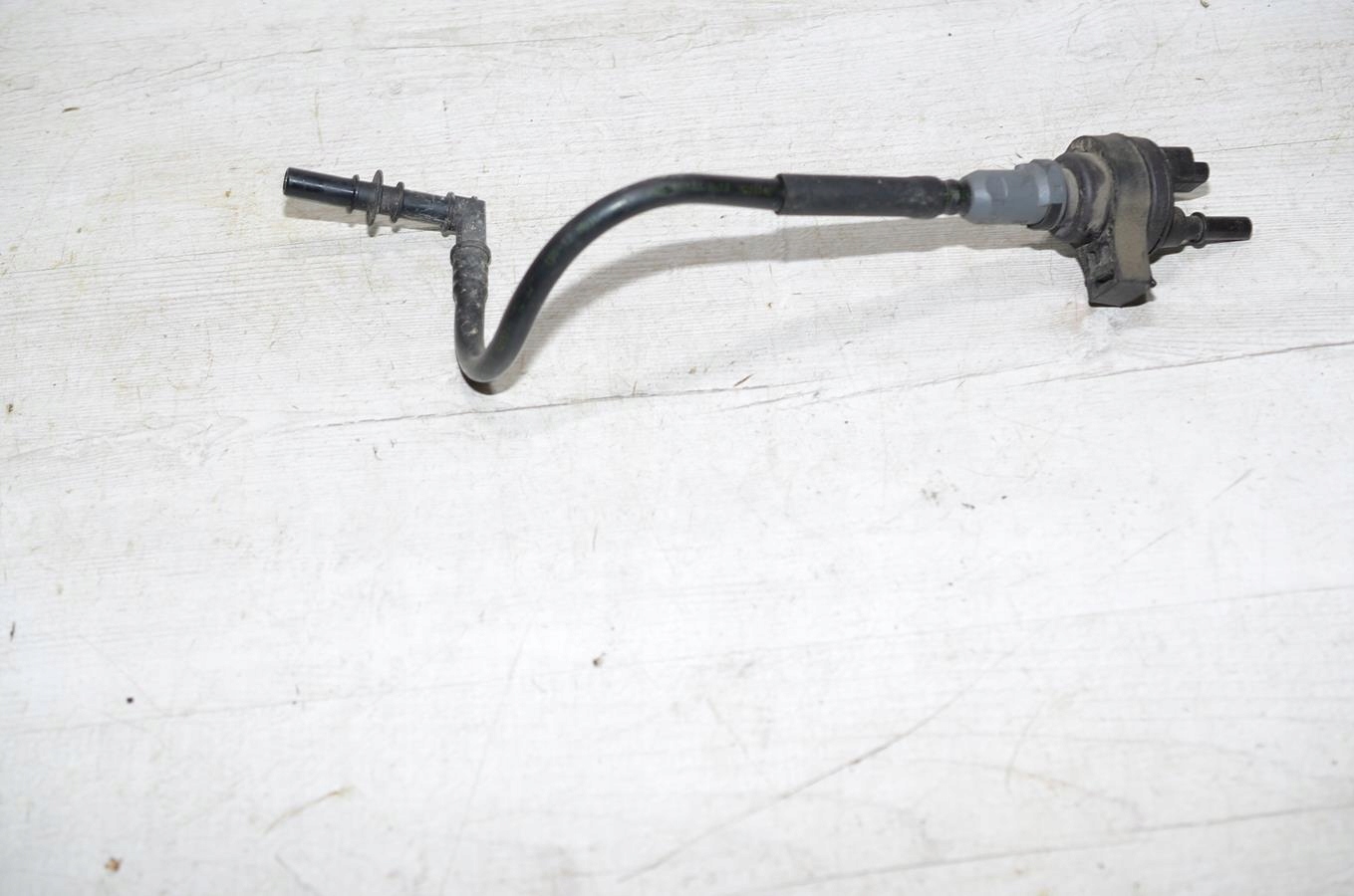fuel line Sensor 1.2 VTI PEUGEOT 208 und