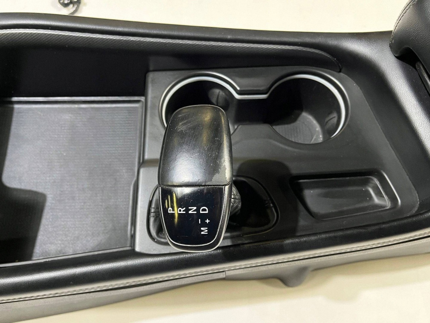 tunnel moyenne accoudoir levier mecanisme levier vitesse engrenage Dodge Durango 2021