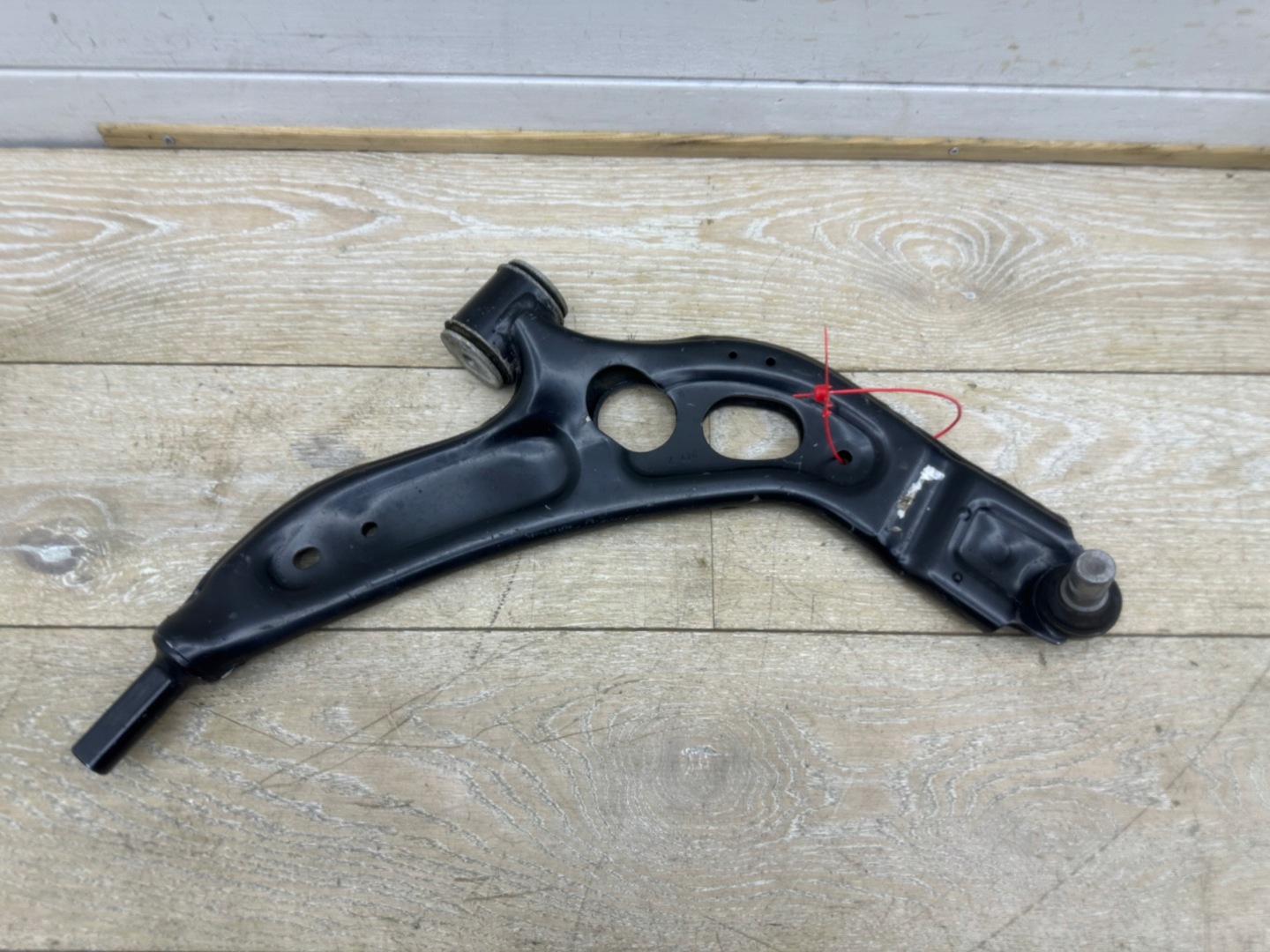BMW F45 arm front right front 10353212