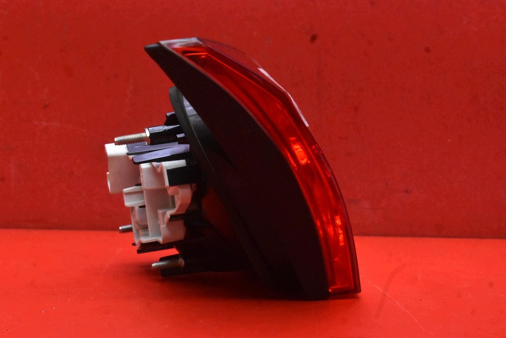 light left rear part rear 3C8945093F VW PASSAT CC sedan 08-12