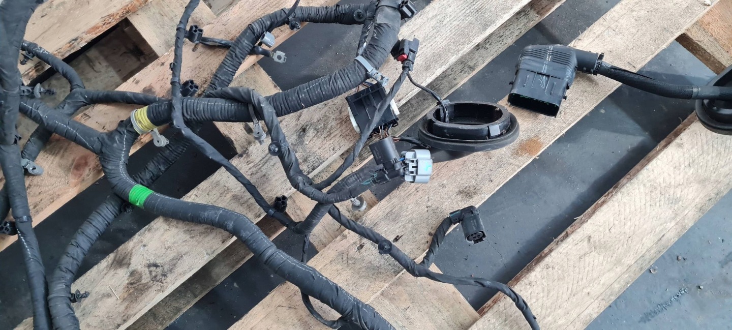 Jeep Grand Cherokee WL 2022 bundle wiring electrical rear part 68378127AC