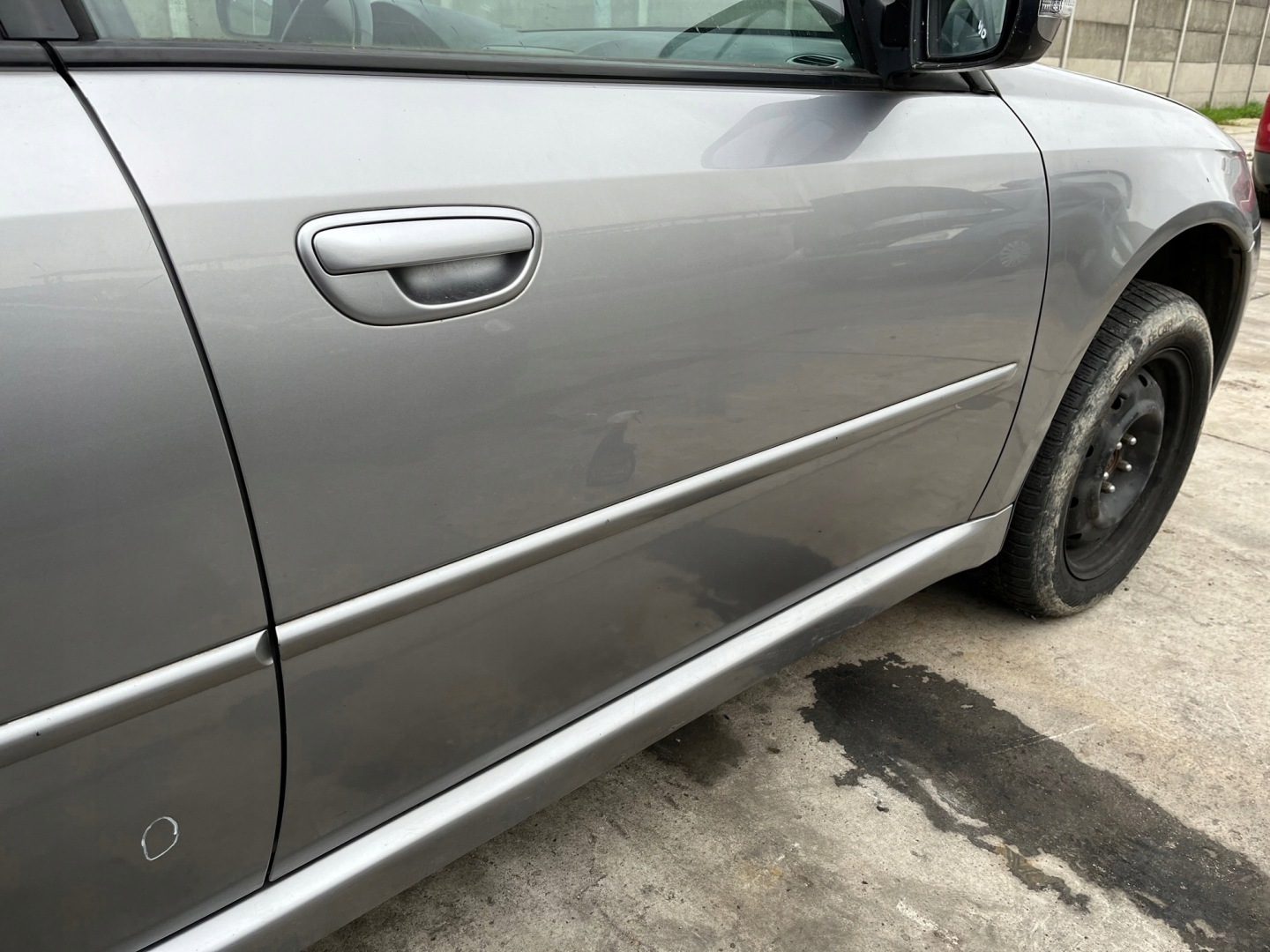 Subaru Legacy IV kombi door right front C6Z