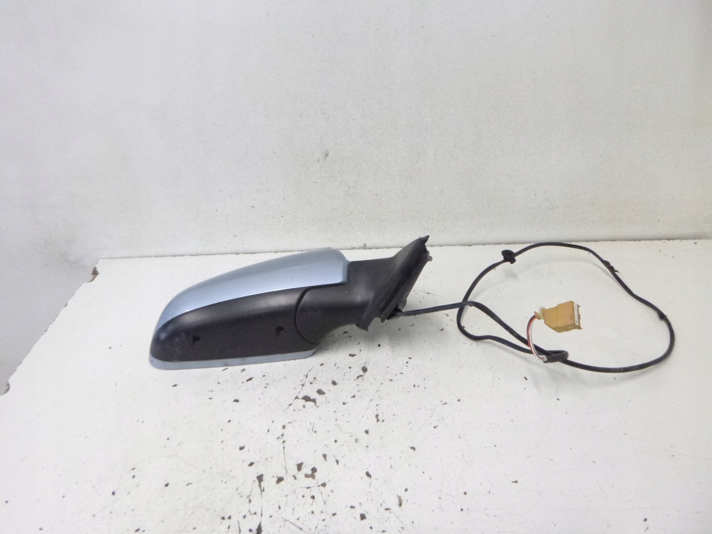 Spiegel rechts Audi A4 B7 2006r. 5pin LY5J