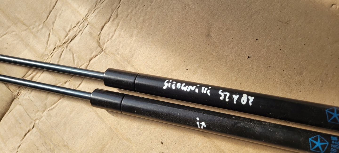 JEEP WRANGLER JK damper windows shock absorber 2X 68068261AA
