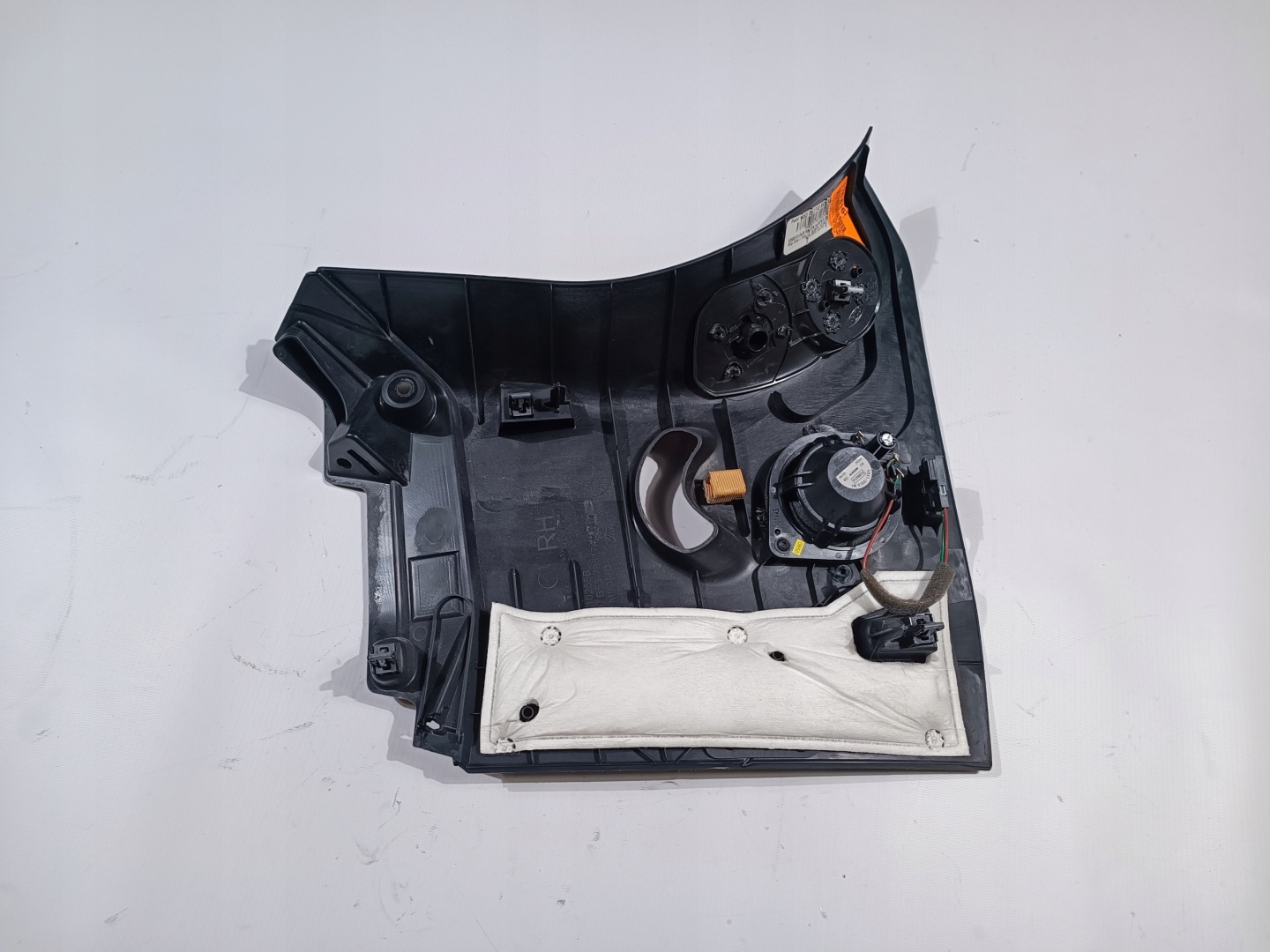 side slupka D cover right Ford Explorer 2016