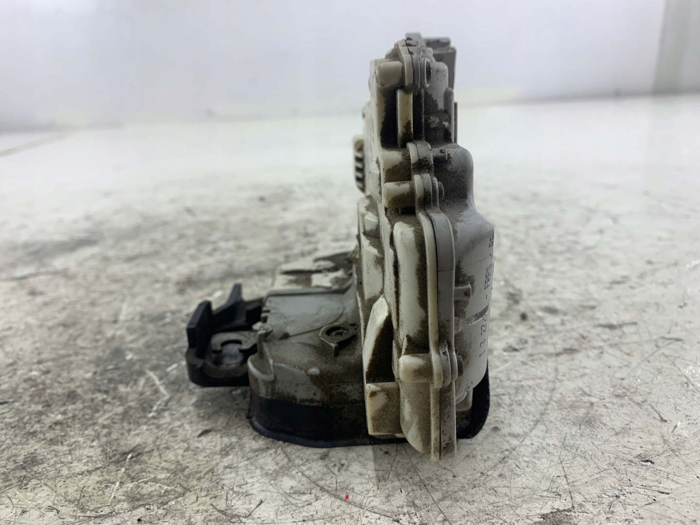 AUDI A6 C6 feu interne éclairage cabine avant 4F0951177