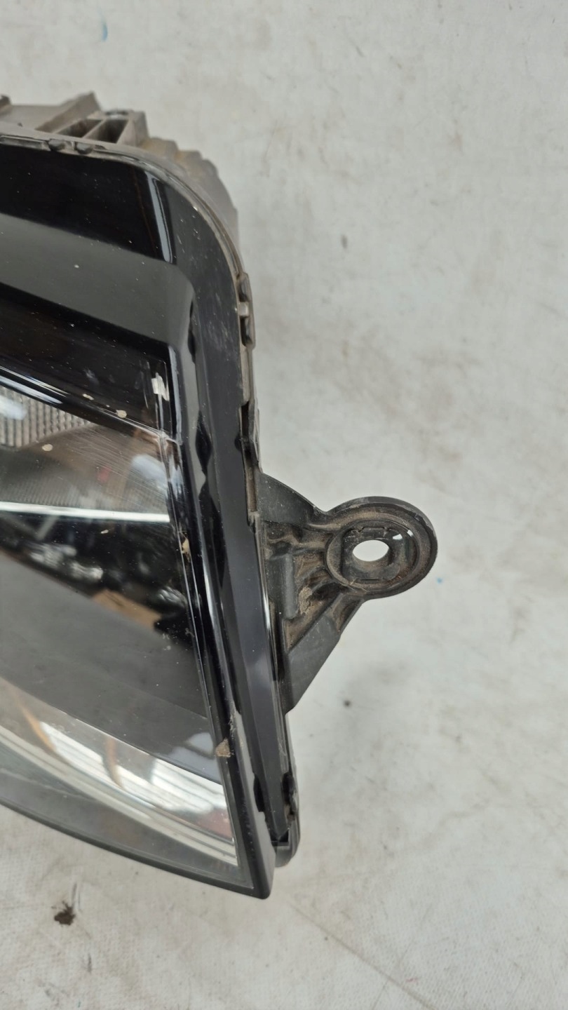 VW T6 TRANSPORTER 15- light right front front 7E1941016AD
