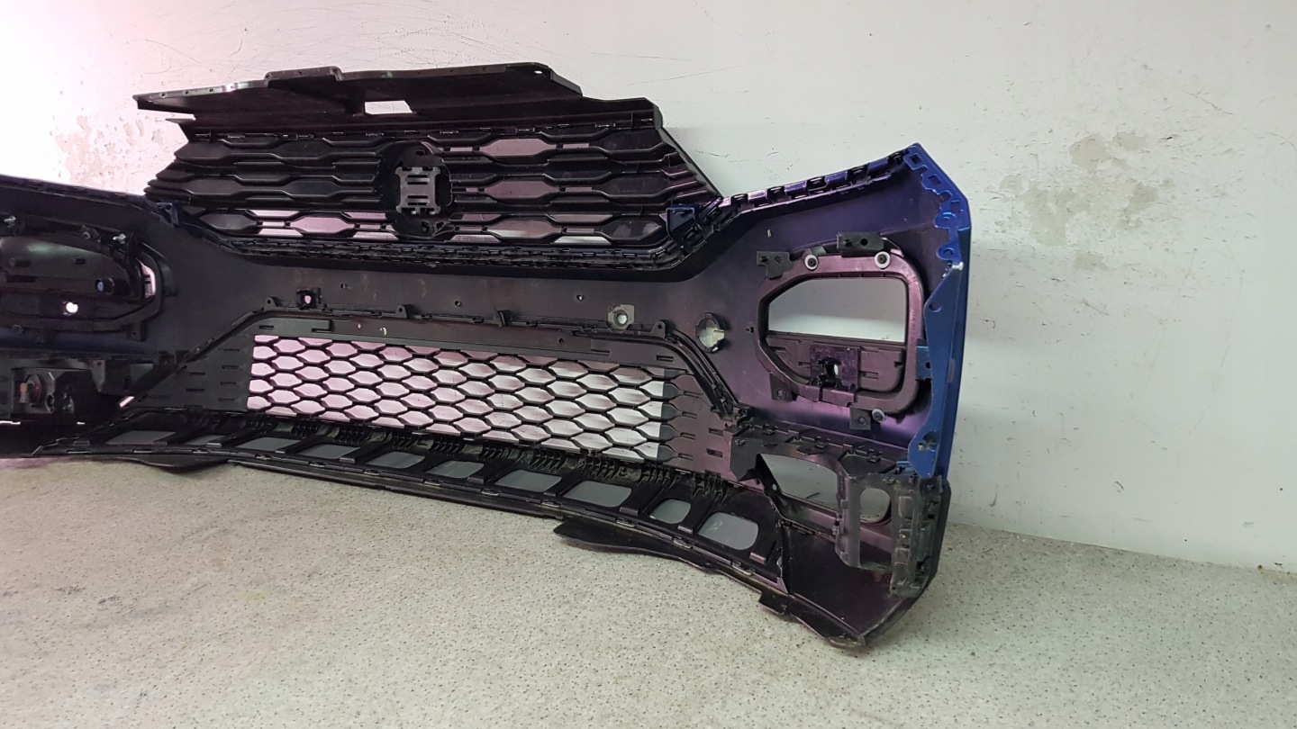 VW T-ROC TROC 2017 - bumper front 8382