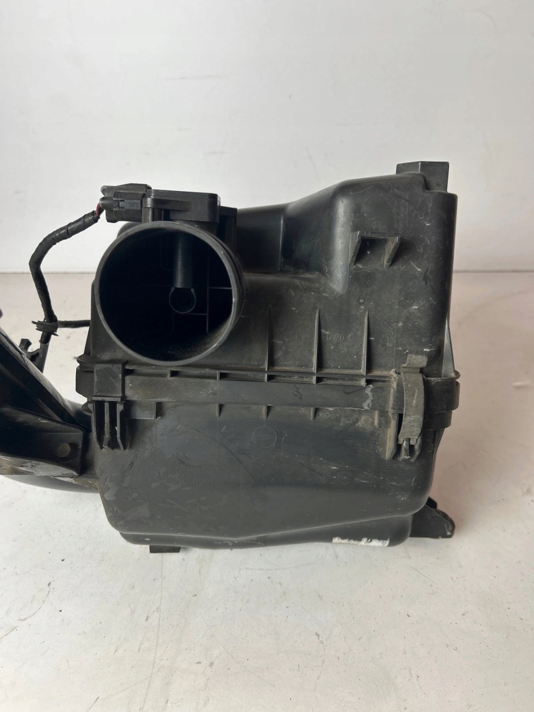 Gehäuse filter luft Mitsubishi L200 IV 2.5