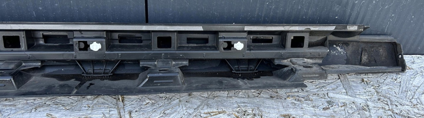 moulding threshold left VW PASSAT B8 3G0853857F
