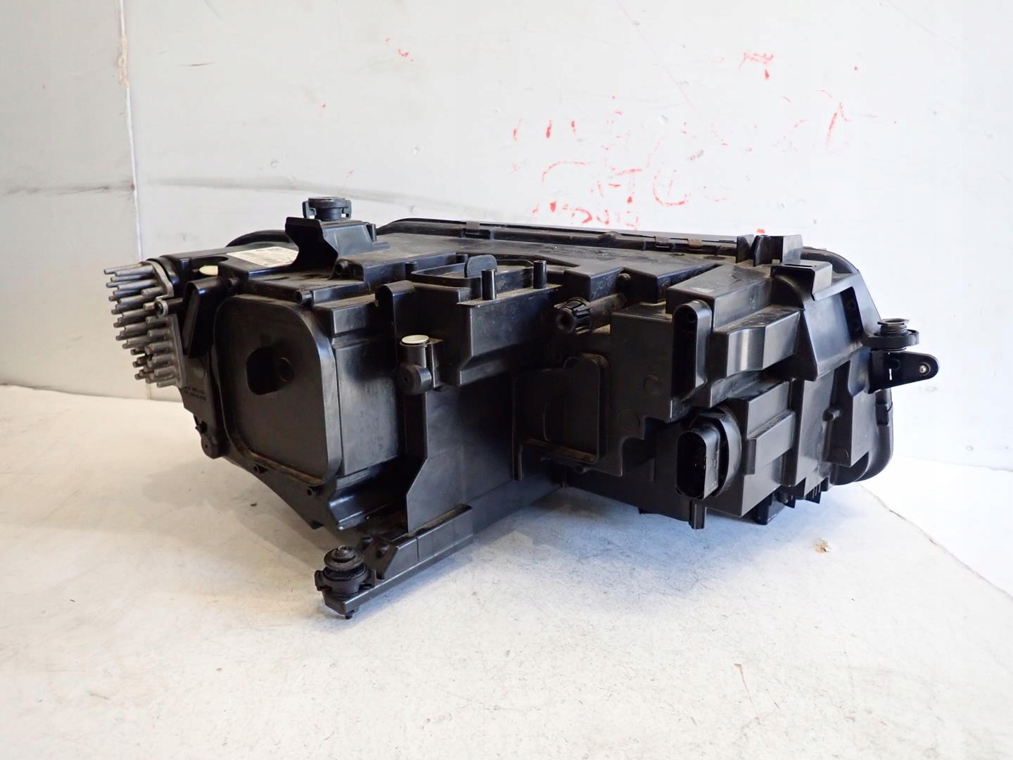 light front front left VW TIGUAN II 2015- FULL LED 5NB941081E